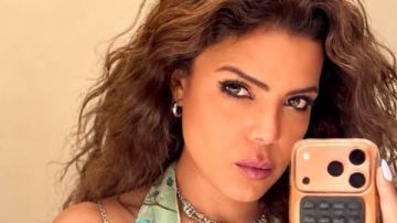 تجمع بين الانوثة و الجرأة.. ناهد السباعى تثير الجدل بإطلالتها تجمع بين الانوثة و الجرأة.. ناهد السباعى تثير الجدل بإطلالتها