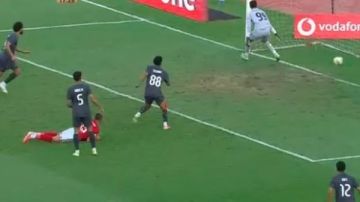 30 دقيقة.. الأهلي يواصل التقدم على مودرن سبورت بهدف الساعي في الدوري 30 دقيقة.. الأهلي يواصل التقدم على مودرن سبورت بهدف الساعي في الدوري