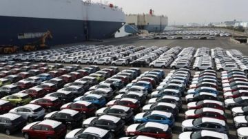 ارتفاع تراخيص المركبات الزيرو في مصر 12.71 خلال سبتمبر.. 76.5 الف مركبة تدخل السوق ارتفاع تراخيص المركبات الزيرو في مصر 12.71 خلال سبتمبر.. 76.5 الف مركبة تدخل السوق