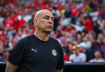 انتشار فيديو لحسام حسن مع فتاة يثير الجدل.. ما حقيقة خطوبة مدرب منتخب؟ انتشار فيديو لحسام حسن مع فتاة يثير الجدل.. ما حقيقة خطوبة مدرب منتخب؟