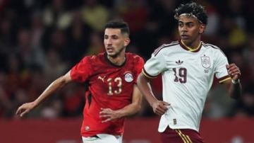 فيفا يعاقب الاتحاد الإسباني بسبب هتافات مسيئة خلال مواجهة مصر فيفا يعاقب الاتحاد الإسباني بسبب هتافات مسيئة خلال مواجهة مصر