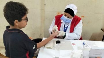 الصحة: فحص أكثر من 3 ملايين طالب ضمن مبادرة الكشف المبكر عن الأنيميا والسمنة والتقزم الصحة: فحص أكثر من 3 ملايين طالب ضمن مبادرة الكشف المبكر عن الأنيميا والسمنة والتقزم
