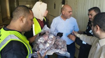 ضبط 2 طن لحوم مجمدة منتهية الصلاحية بالقليوبية ضبط 2 طن لحوم مجمدة منتهية الصلاحية بالقليوبية
