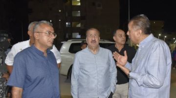 محافظ بورسعيد يتفقد أعمال تطوير منظومة الإنارة بمنطقتي البنك الأصفر وعمر المنخفض محافظ بورسعيد يتفقد أعمال تطوير منظومة الإنارة بمنطقتي البنك الأصفر وعمر المنخفض