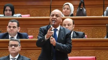 مصطفى بكري: مصر لن تتخلى عن أمن السعودية.. والتحرك العسكري لا يعني استهداف اليمن مصطفى بكري: مصر لن تتخلى عن أمن السعودية.. والتحرك العسكري لا يعني استهداف اليمن