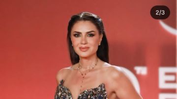 بفستان لافت.. نجلاء بدر بإطلالة تبرز رشاقتها في اليوم الخامس من مهرجان الجونة بفستان لافت.. نجلاء بدر بإطلالة تبرز رشاقتها في اليوم الخامس من مهرجان الجونة