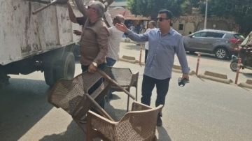 حملات مكبرة لإزالة الإشغالات والتعديات بشوارع الشرقية وإعادة الانضباط المروري حملات مكبرة لإزالة الإشغالات والتعديات بشوارع الشرقية وإعادة الانضباط المروري