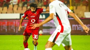 سامح يوسف: الأهلي يمتلك قائمة قوية تساعد عموتة على النجاح.. وبيراميدز أصبح منافسا بارزا سامح يوسف: الأهلي يمتلك قائمة قوية تساعد عموتة على النجاح.. وبيراميدز أصبح منافسا بارزا