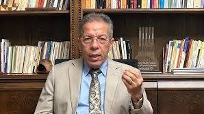 نقيب الأطباء: نعد مقترحا لتعديل تشريعي يمنع قبول طلاب الطب بمجموع 50 في الجامعات الدولية نقيب الأطباء: نعد مقترحا لتعديل تشريعي يمنع قبول طلاب الطب بمجموع 50 في الجامعات الدولية