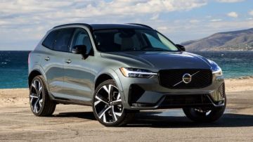 فولفو XC60 2026 هايبرد تنطلق بقوة 310 حصانا فولفو XC60 2026 هايبرد تنطلق بقوة 310 حصانا