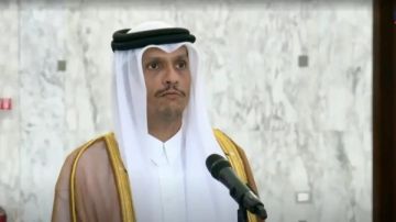 رئيس الوزراء القطري من بعبدا: ندعم لبنان وانسحاب إسرائيل من الأراضي المحتلة وتسليمها للجيش رئيس الوزراء القطري من بعبدا: ندعم لبنان وانسحاب إسرائيل من الأراضي المحتلة وتسليمها للجيش