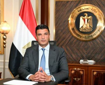 مصر وكوت ديفوار تبحثان تعزيز الاستثمارات الصناعية المشتركة بين البلدين مصر وكوت ديفوار تبحثان تعزيز الاستثمارات الصناعية المشتركة بين البلدين