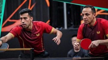 وزير الشباب والرياضة يهنئ منتخبي تنس الطاولة رجال وسيدات بالإنجاز التاريخي في بطولة أفريقيا وزير الشباب والرياضة يهنئ منتخبي تنس الطاولة رجال وسيدات بالإنجاز التاريخي في بطولة أفريقيا