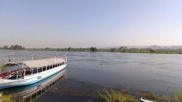 وزير الري الأسبق: نقطة المياه في مصر تستخدم 6 مرات لمواجهة أزمة الشح المائي وزير الري الأسبق: نقطة المياه في مصر تستخدم 6 مرات لمواجهة أزمة الشح المائي