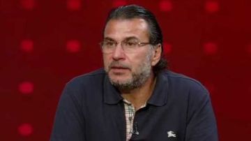 محمد عبد الجليل: رفضت الانتقال إلى الزمالك بسبب ارتباطي بالأهلي محمد عبد الجليل: رفضت الانتقال إلى الزمالك بسبب ارتباطي بالأهلي