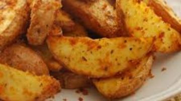 طريقة عمل البطاطس بالزعفران في الفرن بطعم مميز ورائحة شهية طريقة عمل البطاطس بالزعفران في الفرن بطعم مميز ورائحة شهية
