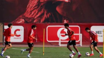 مسؤول بالأهلي: الأداء بدأ يتحسن مع عموتة