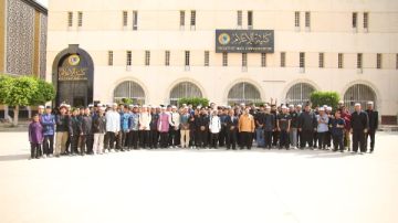 رئيس جامعة الأزهر يستقبل الوافدين الجدد من طلاب ماليزيا.. صور رئيس جامعة الأزهر يستقبل الوافدين الجدد من طلاب ماليزيا.. صور
