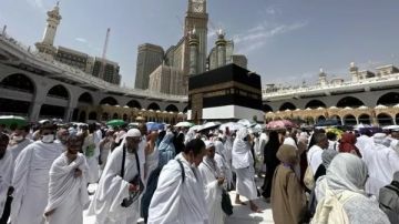 قبل السفر للحج.. 5 إجراءات إلكترونية يفرضها القانون للتحقق من بيانات الحجاج قبل السفر للحج.. 5 إجراءات إلكترونية يفرضها القانون للتحقق من بيانات الحجاج