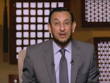 رمضان عبدالمعز: لا تتركوا أبناءكم فريسة لشبهات التيارات المتطرفة رمضان عبدالمعز: لا تتركوا أبناءكم فريسة لشبهات التيارات المتطرفة