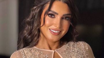 روجينا تجمع بين الأناقة والفخامة في آخر ظهور لها