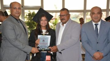 مصر للطيران.. اللجنة النقابية بالخدمات الجوية تكرم الطلاب أبناء العاملين المتفوقين مصر للطيران.. اللجنة النقابية بالخدمات الجوية تكرم الطلاب أبناء العاملين المتفوقين