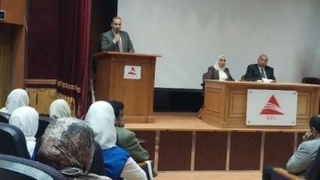 نائبة محافظ الشرقية تشهد فعاليات حملات التوعية بمخاطر الهجرة غير الشرعية بمكتبة مصر العامة بالزقازيق نائبة محافظ الشرقية تشهد فعاليات حملات التوعية بمخاطر الهجرة غير الشرعية بمكتبة مصر العامة بالزقازيق