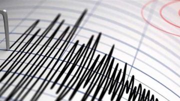 زلزال بقوة 5.9 ريختر يضرب سومباوا في إندونيسيا زلزال بقوة 5.9 ريختر يضرب سومباوا في إندونيسيا
