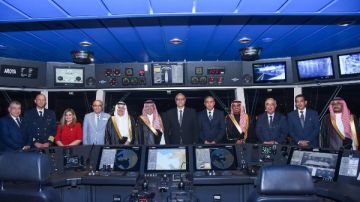 محافظ الإسكندرية يشهد تدشين مسار سفينة أرويا كروز من ميناء الإسكندرية محافظ الإسكندرية يشهد تدشين مسار سفينة أرويا كروز من ميناء الإسكندرية