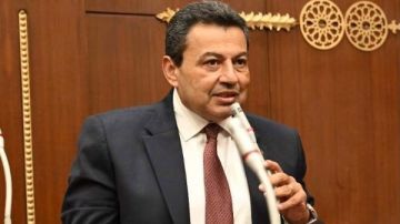 رسميا.. ياسر قورة نائبا لرئيس الهيئة البرلمانية لحزب الوفد بمجلس الشيوخ رسميا.. ياسر قورة نائبا لرئيس الهيئة البرلمانية لحزب الوفد بمجلس الشيوخ