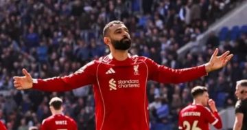 نجل لاعب طرابزون: أحب محمد صلاح أكثر من والدي ووالدتي نجل لاعب طرابزون: أحب محمد صلاح أكثر من والدي ووالدتي