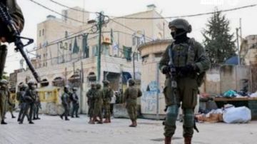 أحدهما فاقد الوعي.. إطلاق نار على كتيبة للاحتلال بالخليل وإصابة إسرائيليين أحدهما فاقد الوعي.. إطلاق نار على كتيبة للاحتلال بالخليل وإصابة إسرائيليين