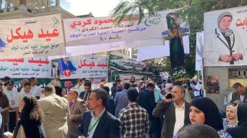 توافد الوفديين على مقر الحزب للتصويت في انتخابات الهيئة العليا.. فيديو وصور توافد الوفديين على مقر الحزب للتصويت في انتخابات الهيئة العليا.. فيديو وصور