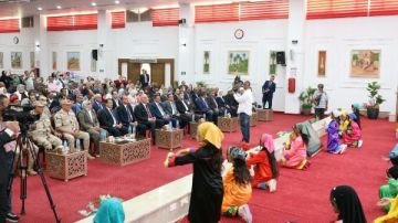 محافظ الوادي الجديد تشهد احتفال العيد القومي الـ67 للمحافظة محافظ الوادي الجديد تشهد احتفال العيد القومي الـ67 للمحافظة