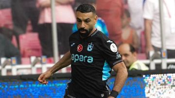 محمد صلاح يكتب التاريخ في الدوري التركي.. 10 مساهمات تهديفية خلال أول 7 مباريات مع طرابزون سبور محمد صلاح يكتب التاريخ في الدوري التركي.. 10 مساهمات تهديفية خلال أول 7 مباريات مع طرابزون سبور