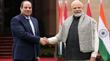 أجندة العلمين الجديدة.. لماذا تعد مصر بوابة الهند والعالم إلى أفريقيا؟ أجندة العلمين الجديدة.. لماذا تعد مصر بوابة الهند والعالم إلى أفريقيا؟