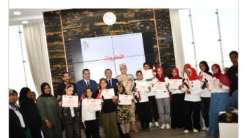 أخبار أسوان قوافل طبية مجانية.. تكريم العاملين المتميزين.. وإجراءات رقابية على سيارات السيرفيس أخبار أسوان قوافل طبية مجانية.. تكريم العاملين المتميزين.. وإجراءات رقابية على سيارات السيرفيس