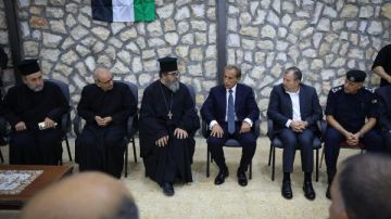 رئيس وزراء الأردن: مرتكبو حادث كنيسة الكرك لن يفلتوا من العقاب رئيس وزراء الأردن: مرتكبو حادث كنيسة الكرك لن يفلتوا من العقاب