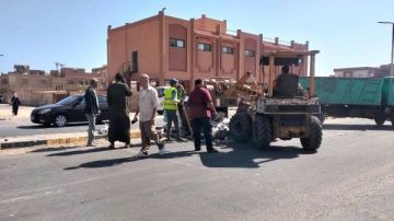 حملات نظافة مكثفة في رأس غارب.. رفع المخلفات وتمهيد الطرق لتحسين المظهر الحضاري حملات نظافة مكثفة في رأس غارب.. رفع المخلفات وتمهيد الطرق لتحسين المظهر الحضاري