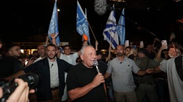 ملتزمون بتفكيك حماس.. أيزنكوت يدعو نتنياهو إلى قبول الهزيمة ملتزمون بتفكيك حماس.. أيزنكوت يدعو نتنياهو إلى قبول الهزيمة