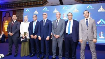 جامعة عين شمس تحتفل بـ 5 سنوات جراحة روبوتية جامعة عين شمس تحتفل بـ 5 سنوات جراحة روبوتية