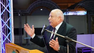 قرار مفاجئ من محافظ مطروح.. إعفاء رئيس مدينة سيوة ونائبه من منصبيهما.. اعرف الأسباب قرار مفاجئ من محافظ مطروح.. إعفاء رئيس مدينة سيوة ونائبه من منصبيهما.. اعرف الأسباب
