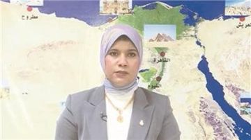 هل نرتدي الملابس الشتوية الآن؟.. منار غانم تحسم الجدل هل نرتدي الملابس الشتوية الآن؟.. منار غانم تحسم الجدل