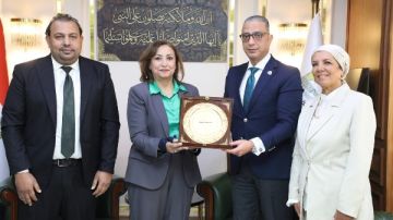 محافظ الجيزة يشيد باللجنة الطبية العليا بمجلس الوزراء في تحسين الخدمات المقدمة للمواطنين محافظ الجيزة يشيد باللجنة الطبية العليا بمجلس الوزراء في تحسين الخدمات المقدمة للمواطنين