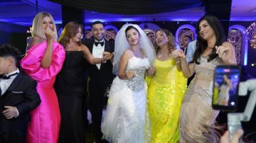 نجوم الفن والإعلام يحتفلون بزفاف نجل صابرين.. صور نجوم الفن والإعلام يحتفلون بزفاف نجل صابرين.. صور
