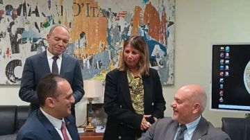 جامعة الجلالة توقع اتفاقية تعاون مع جامعة ماجنا جراسيا الإيطالية جامعة الجلالة توقع اتفاقية تعاون مع جامعة ماجنا جراسيا الإيطالية