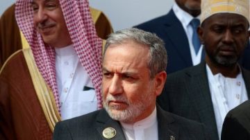 إيران: لم نتلق ردا من السعودية والحوثيين على عرض الوساطة.. وأمريكا أغلقت الطريق أمام التفاوض إيران: لم نتلق ردا من السعودية والحوثيين على عرض الوساطة.. وأمريكا أغلقت الطريق أمام التفاوض