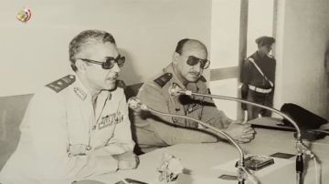 الفريق إبراهيم العرابي.. مسيرة قائد من ميادين القتال إلى رئاسة أركان القوات المسلحة الفريق إبراهيم العرابي.. مسيرة قائد من ميادين القتال إلى رئاسة أركان القوات المسلحة