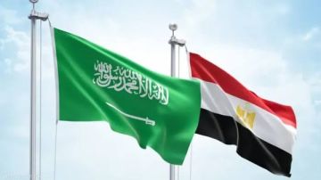 بيوتنا مفتوحة للأشقاء واللقمة هنقسمها.. مظاهرة حب من المصريين للسعوديين على إكس بيوتنا مفتوحة للأشقاء واللقمة هنقسمها.. مظاهرة حب من المصريين للسعوديين على إكس