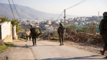 جيش الاحتلال الإسرائيلي يحقق في بلاغ عن إطلاق نار بمنطقة حومش شمال الضفة الغربية جيش الاحتلال الإسرائيلي يحقق في بلاغ عن إطلاق نار بمنطقة حومش شمال الضفة الغربية